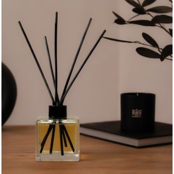 BLACK VANILLA diffuser