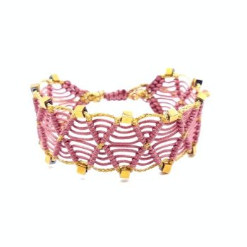 SIMPLE LINES MACRAME CUFF